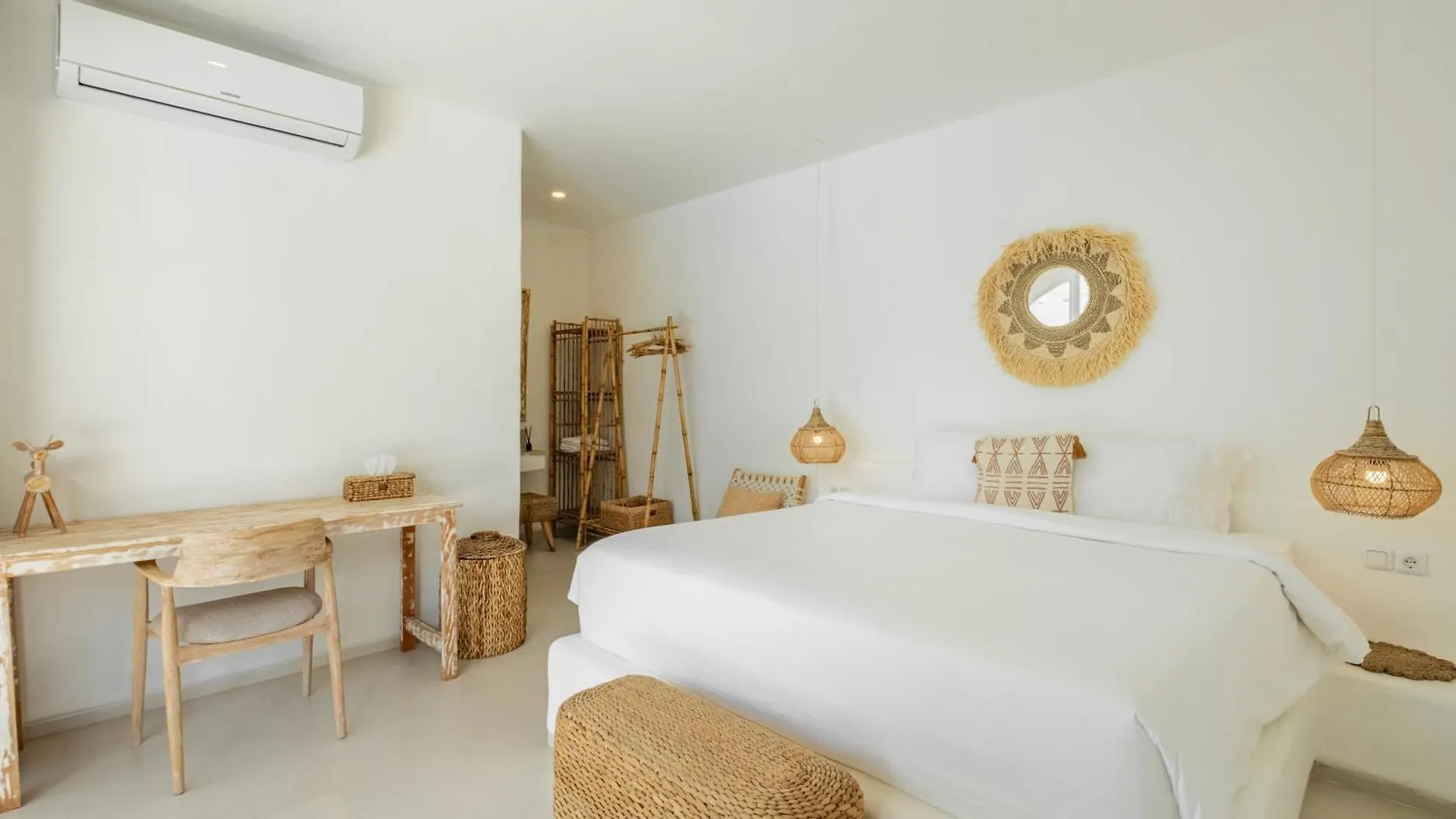 Villa Beverly Uluwatu Indonesia