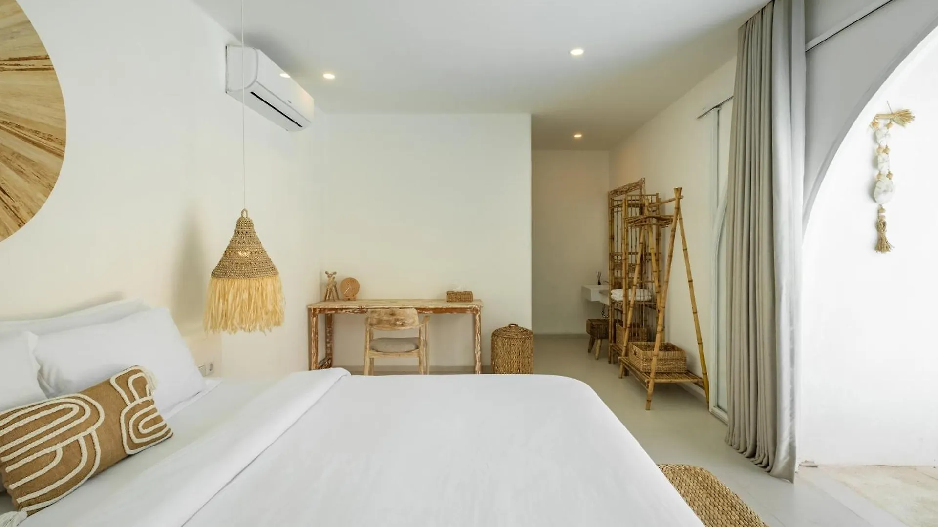 Villa Beverly Uluwatu Indonesia