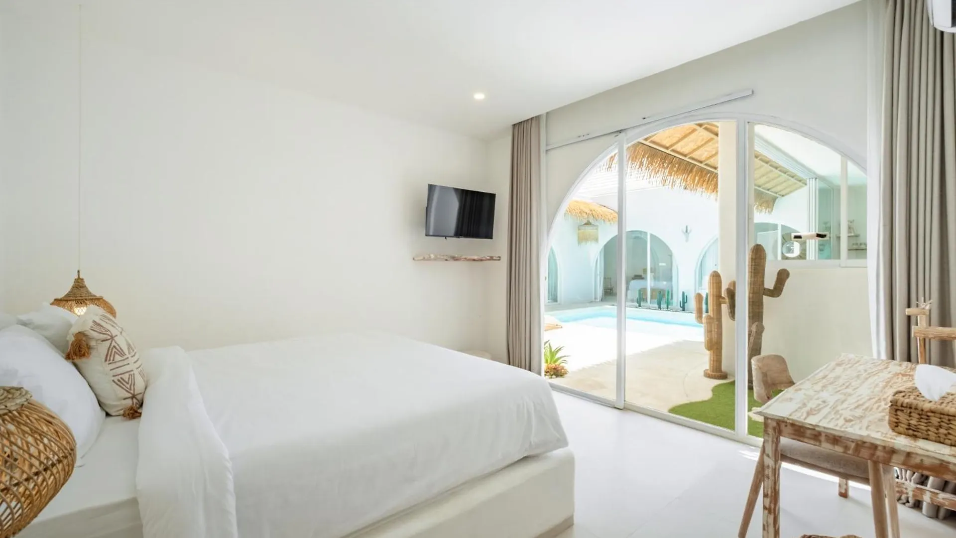 Villa Beverly Uluwatu Indonesia